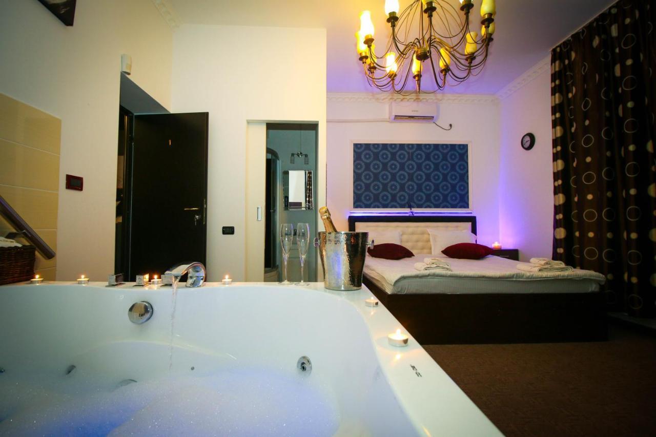Karma Luxury Room Bucarest Extérieur photo