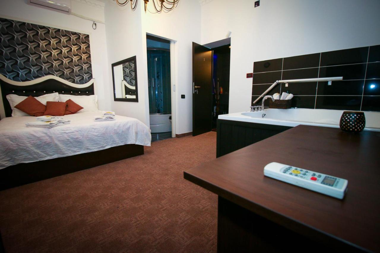 Karma Luxury Room Bucarest Extérieur photo