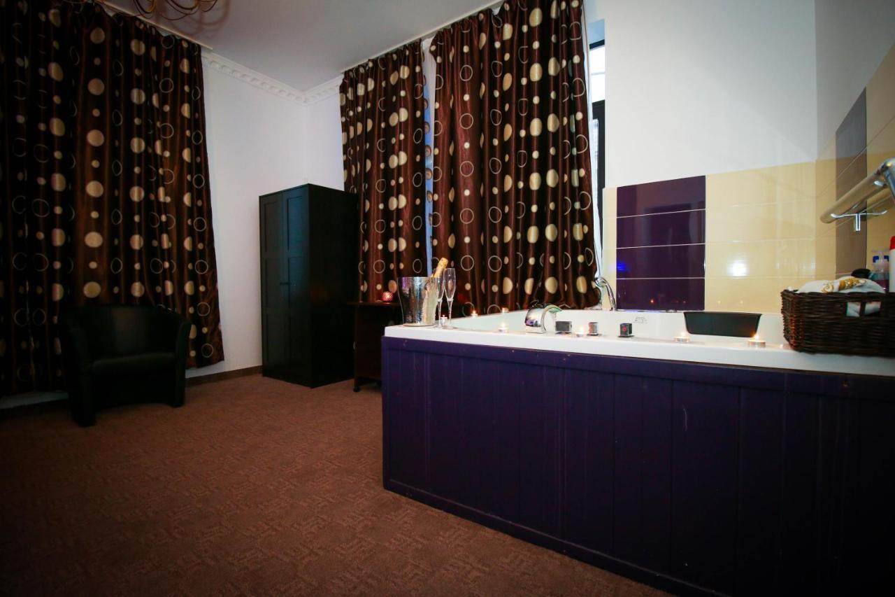 Karma Luxury Room Bucarest Extérieur photo